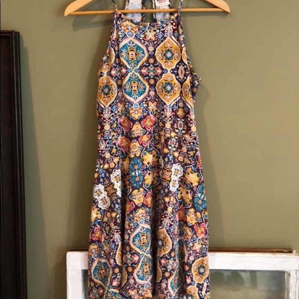 Dress - Picture 2 of 2